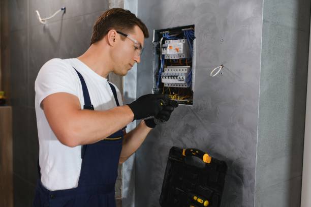 Best Licensed Electrician  in Inglenook, CT
